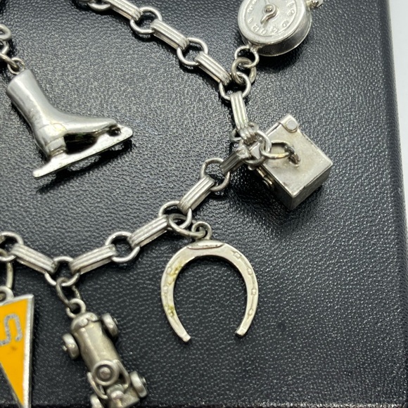 Vintage sterling silver charm bracelet enamel 11 charms some movable - Picture 4 of 16